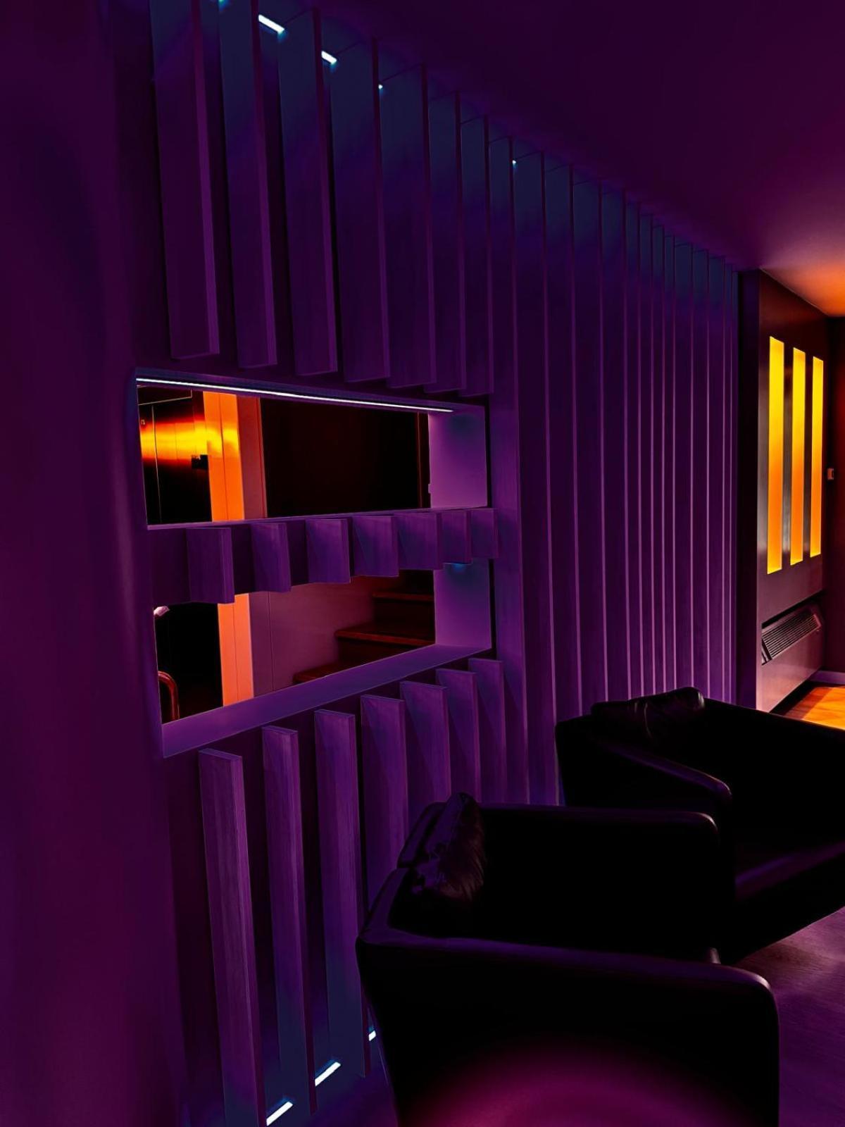 Confidence Hotel Europa Ченто Екстер'єр фото