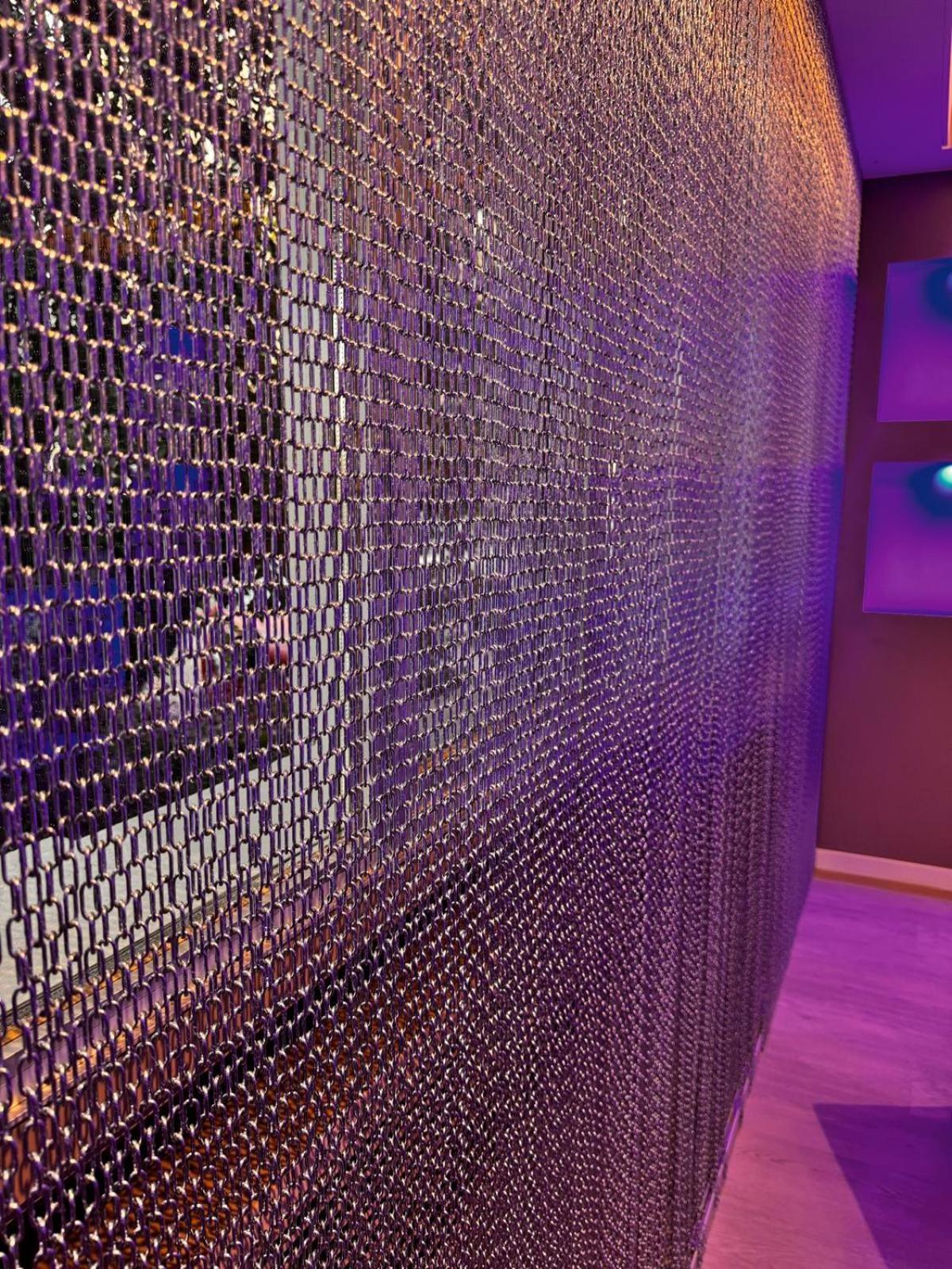 Confidence Hotel Europa Ченто Екстер'єр фото